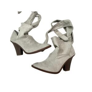 JustFab 11 Mattie bow back tie faux suede ankle boot booties 2999